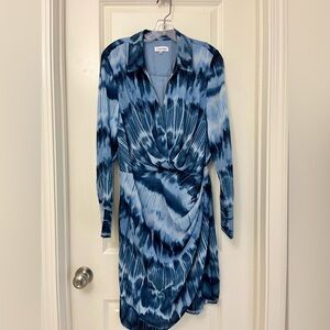 🦋Calvin Klein: XL (runs small - fits 10-12)